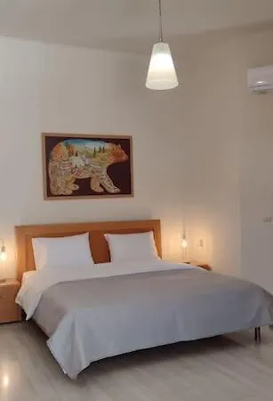 Chrysa Apartment